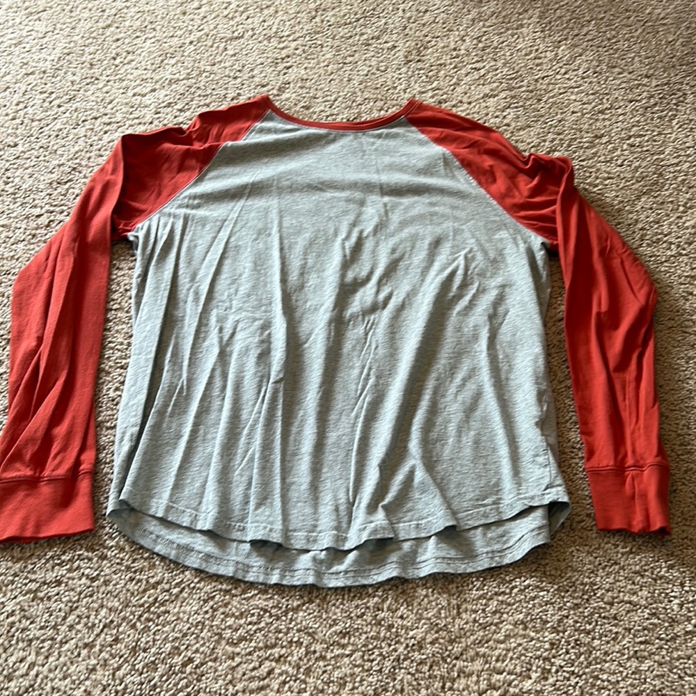 Goodfello, Men’s XL Gray and Orange Baseball T-shirt Long Sleeve
